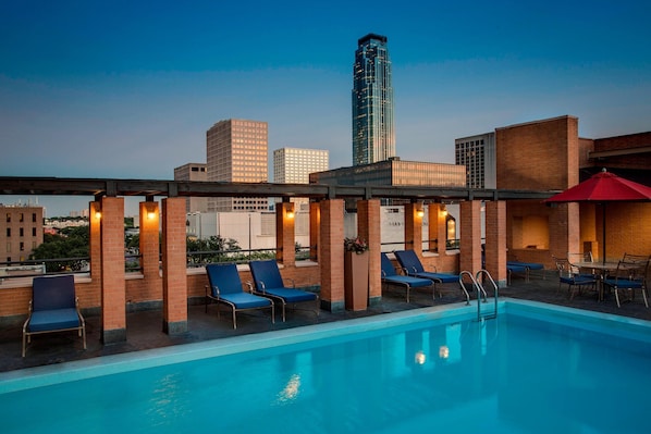 Indoor pool, outdoor pool, sun loungers