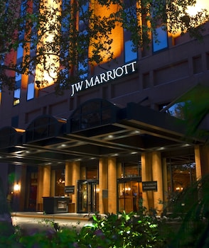 Hotel Exterior at JW Marriott Houston by the Galleria