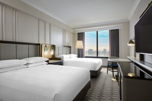 1 bedroom, premium bedding, pillowtop beds, in-room safe