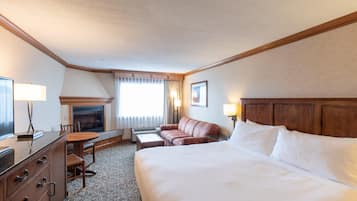 Roupas de cama antialérgicas, cofres nos quartos, cortinas blackout