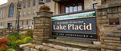 Vue sur la ville depuis l’hébergement