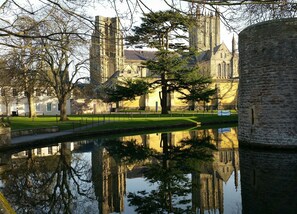 Property grounds - The Swan Hotel Wells  (Wells)