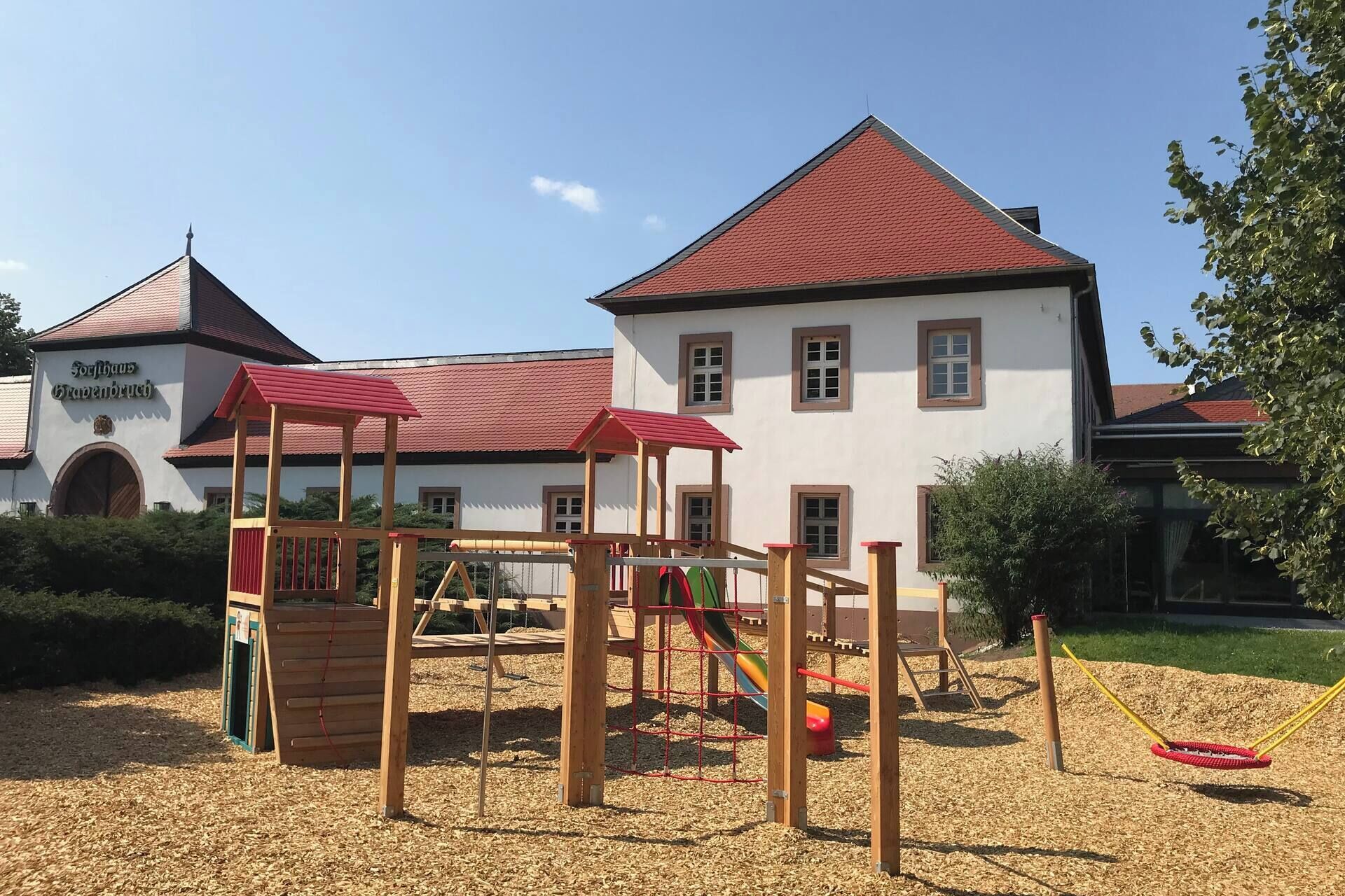 Utendørs lekeområde for barn