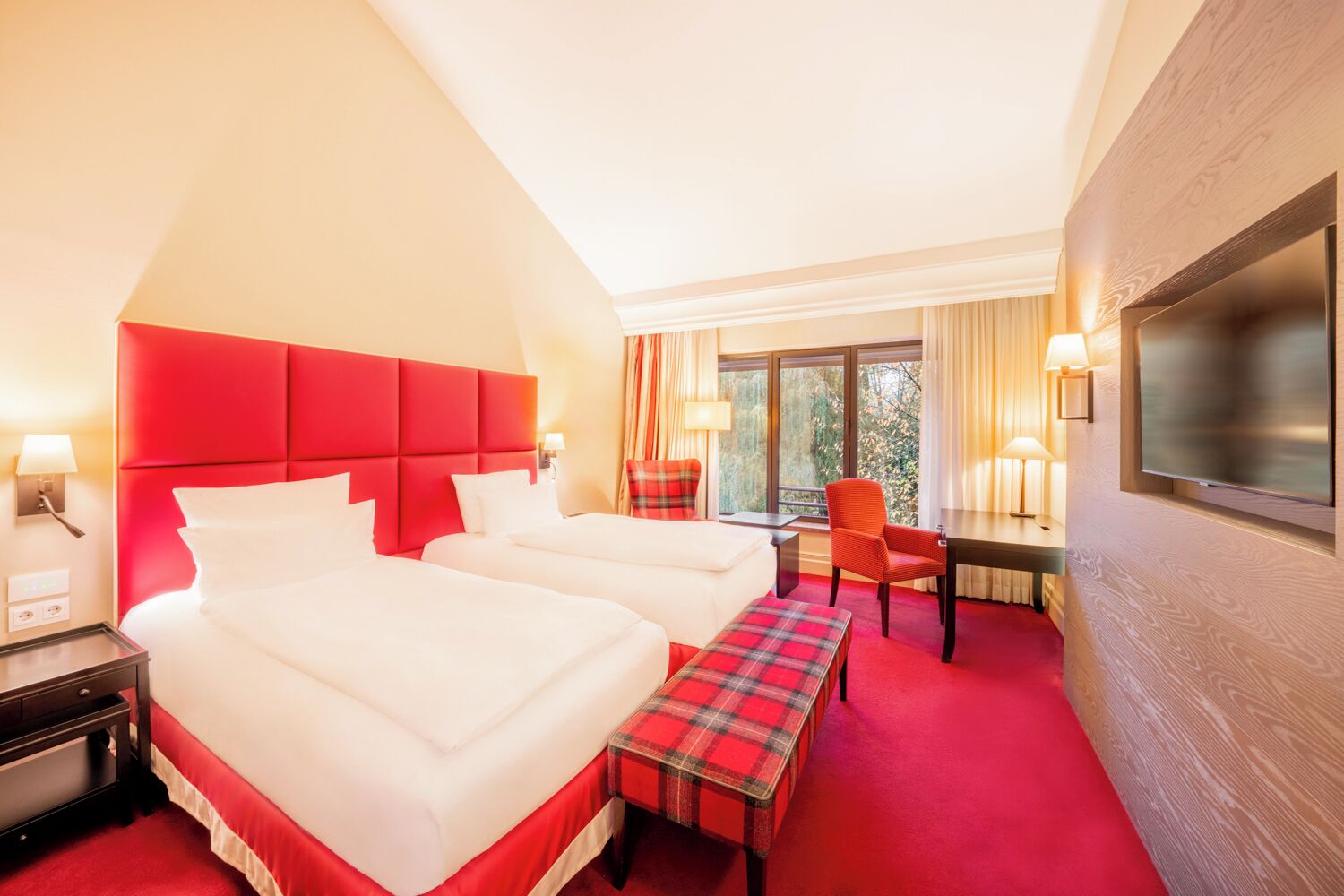 Family Room, 1 King Bed, Connecting Rooms