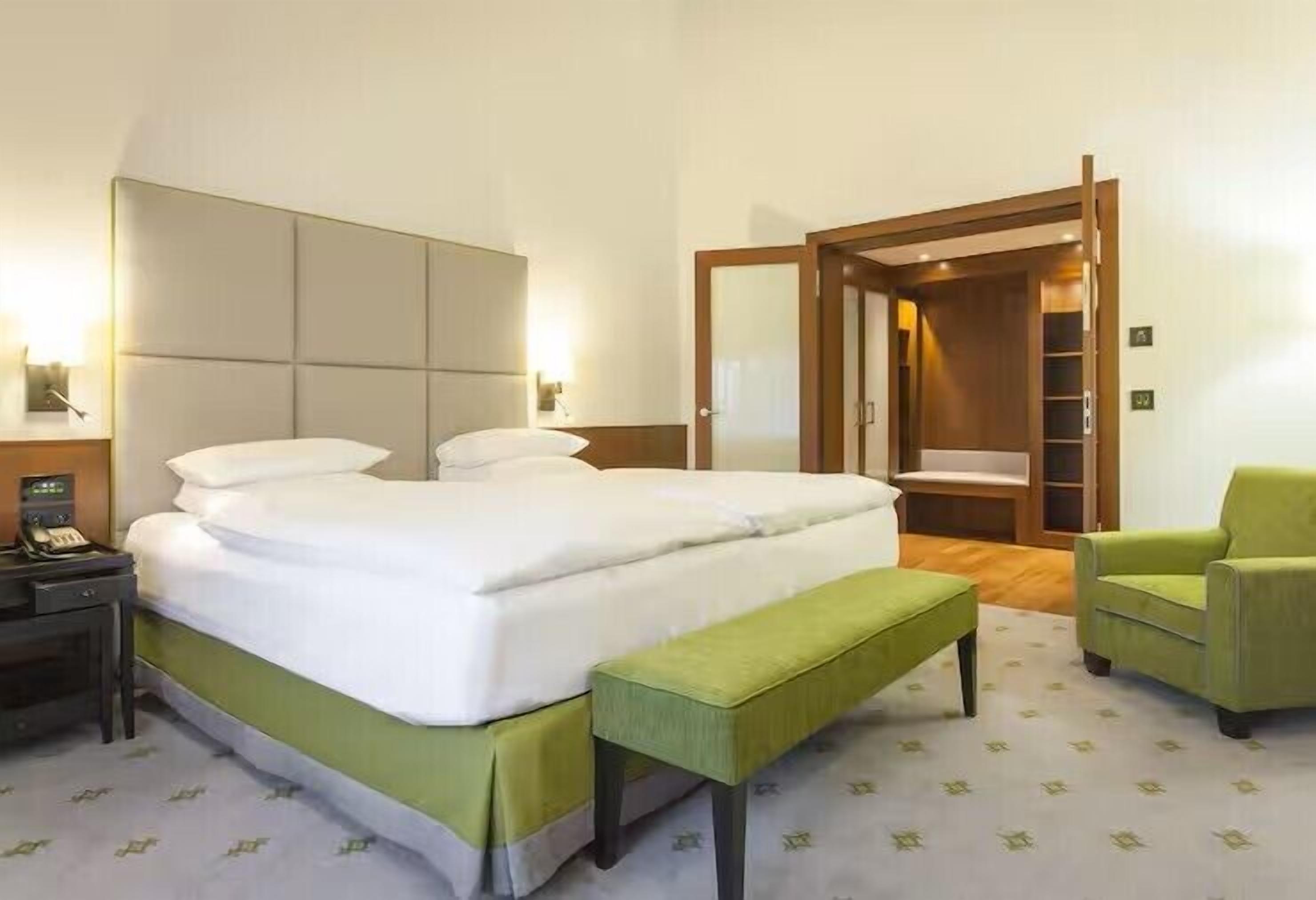 Duplex, 1 King Bed, Lake View