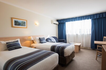 Best Western Balmoral Motor Inn