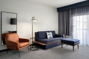 49-inch TV with cable channels, pay movies - Courtyard by Marriott Birmingham Hoover (Birmingham)