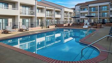 Seasonal outdoor pool