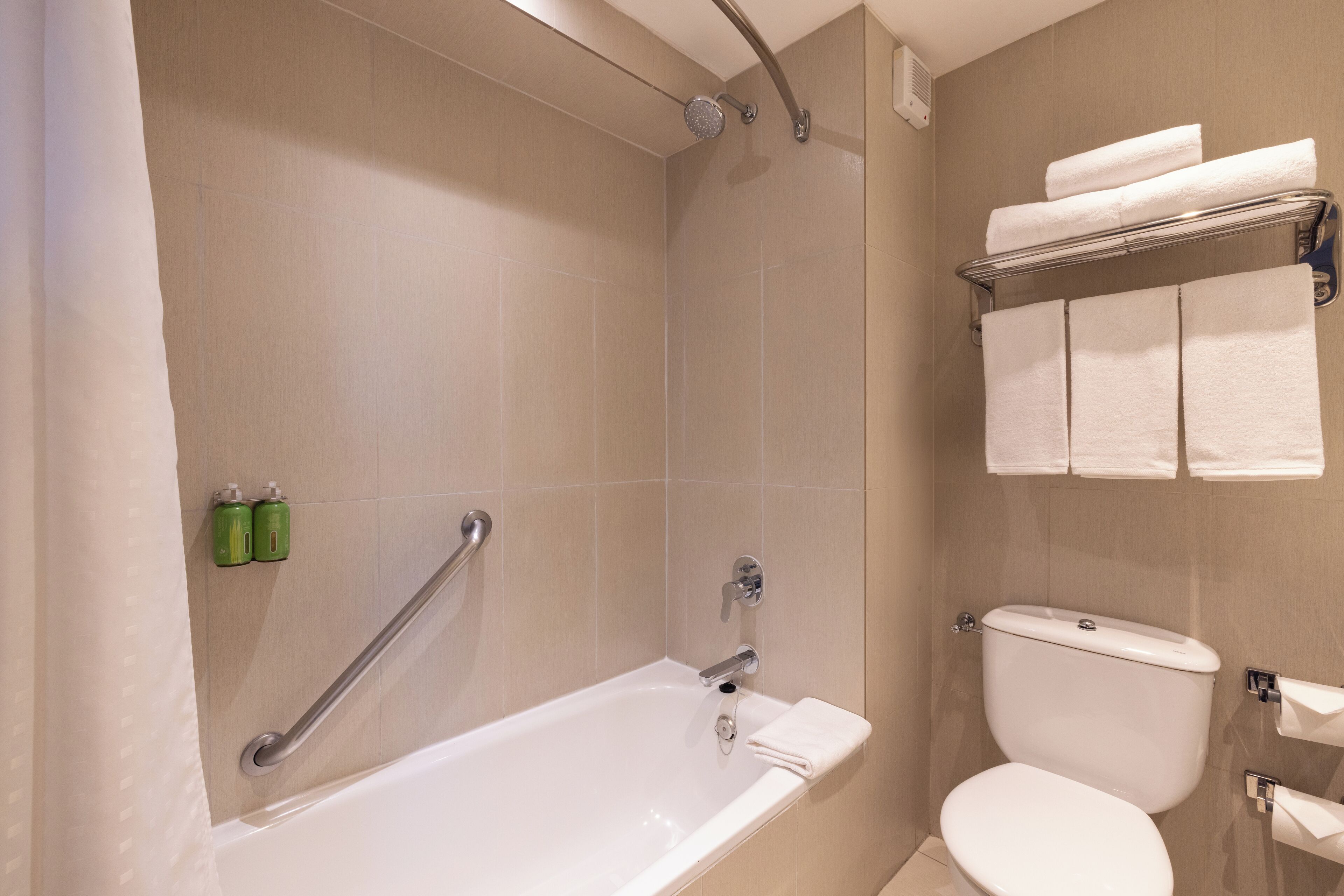 1 bedroom, minibar, in-room safe, desk