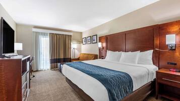 Pillowtop beds, desk, laptop workspace, blackout drapes