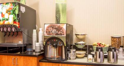 Quality Inn & Suites Greenville I-65