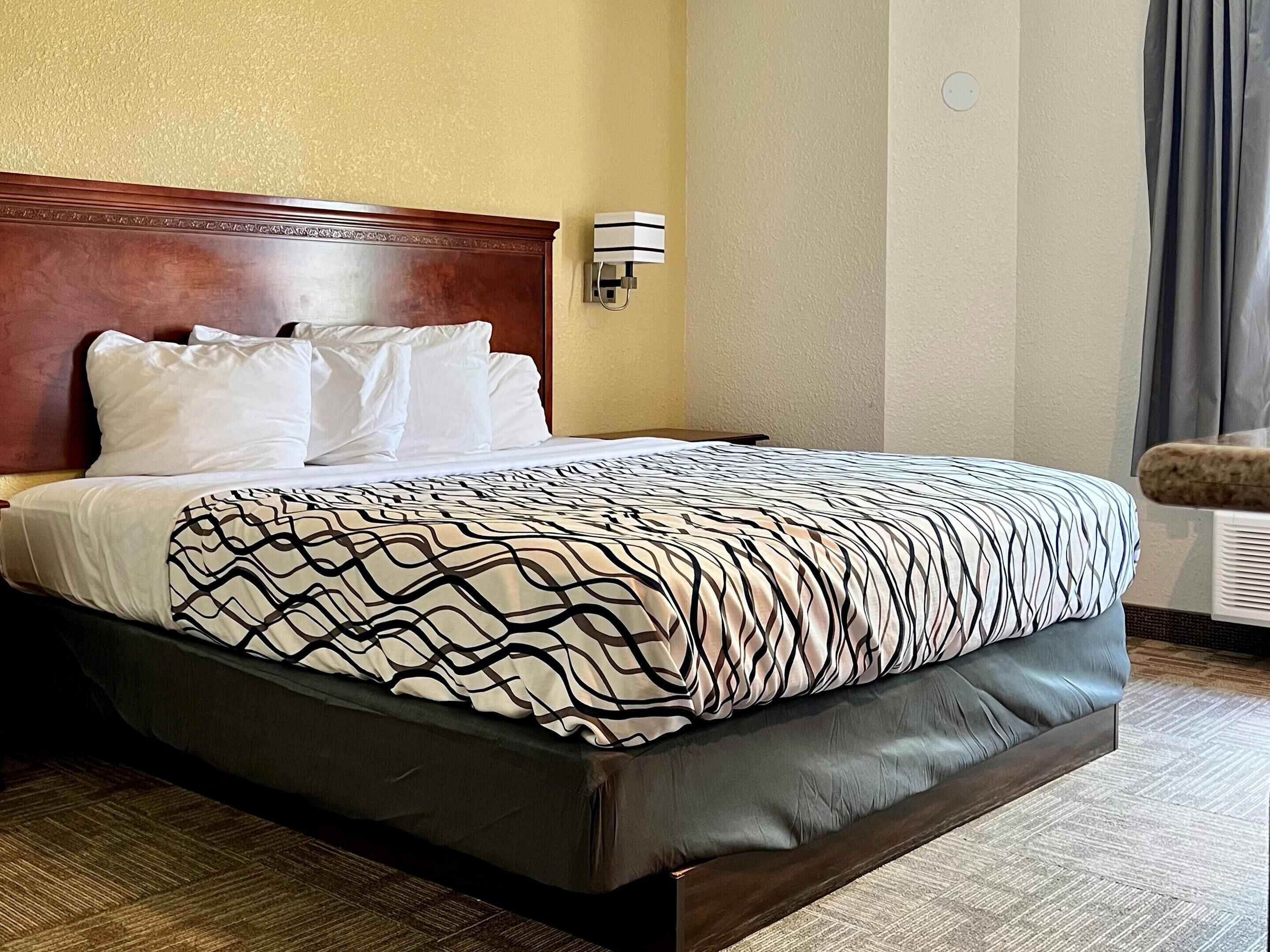 Pillow-top beds, desk, laptop workspace, iron/ironing board