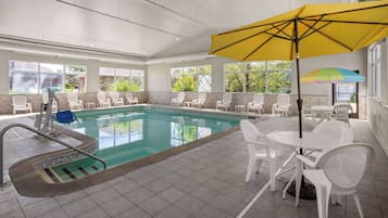Indendørs pool