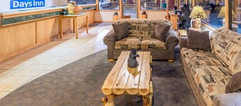 Days Inn by Wyndham Black Bear