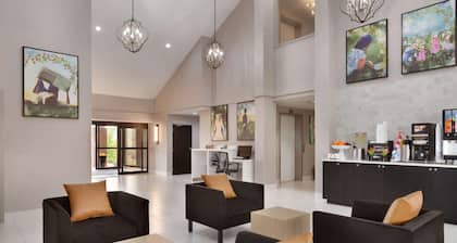 La Quinta Inn & Suites by Wyndham Dothan