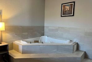 Lit avec matelas à plateau-coussin, bureau