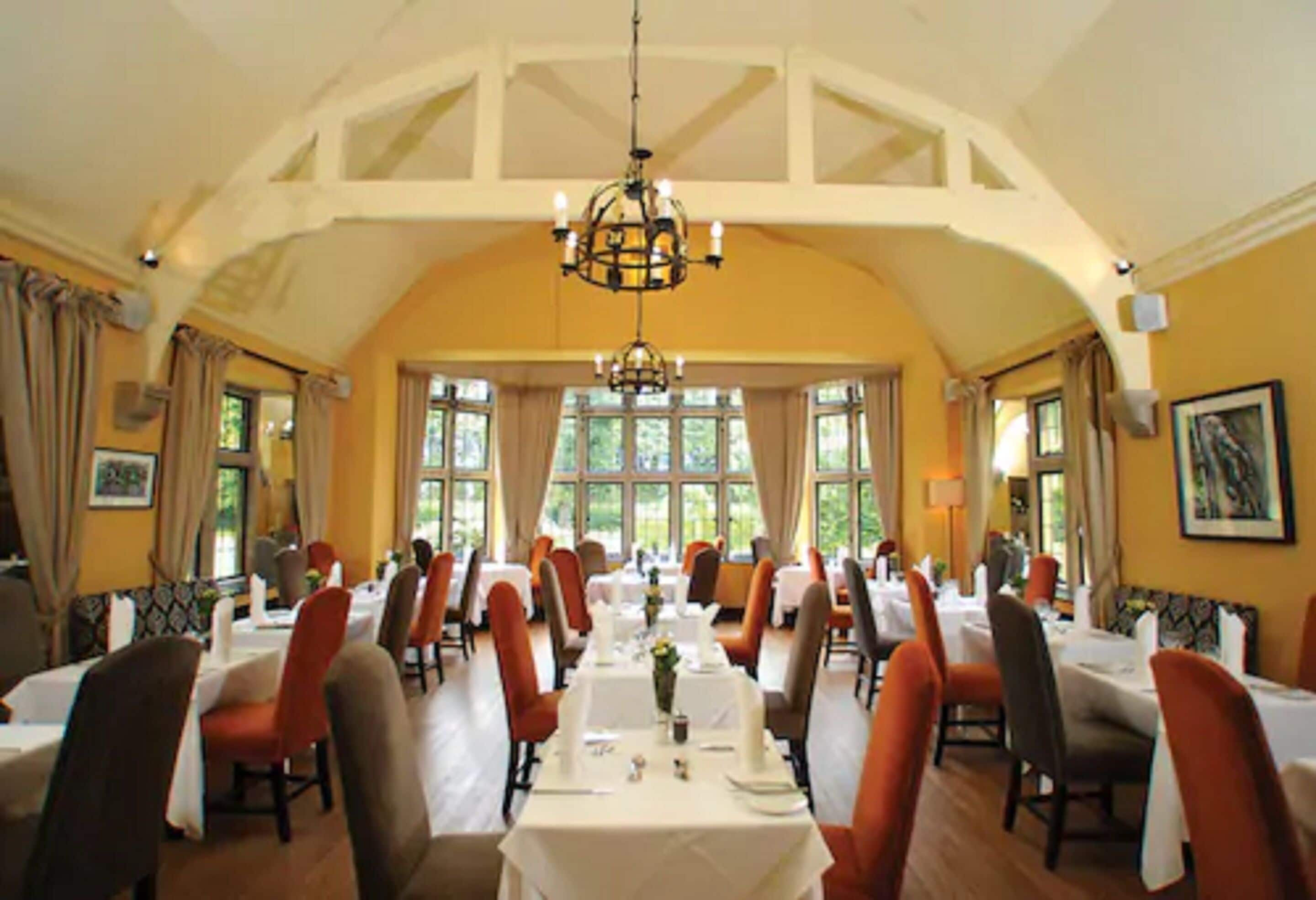 Breakfast, lunch, dinner served; garden views