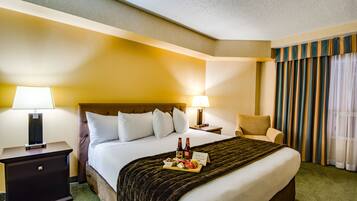 Family Suite, 2 Bedrooms | Hypo-allergenic bedding, down comforters, desk, blackout drapes