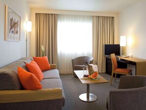 Minibar, in-room safe, desk, blackout drapes