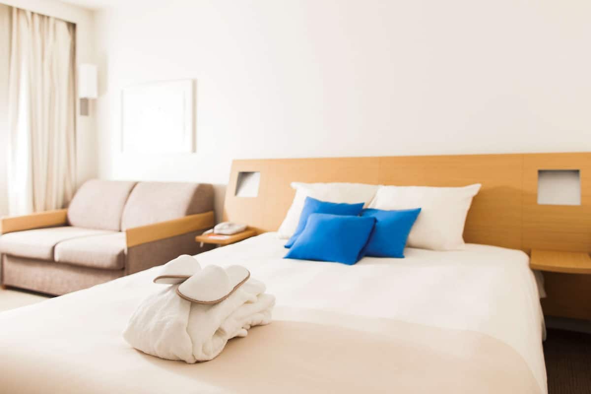 Executive Room, 1 Double Bed with Sofa bed | Minibar, in-room safe, desk, blackout curtains