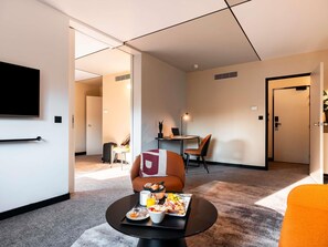Minibar, in-room safe, desk, blackout curtains