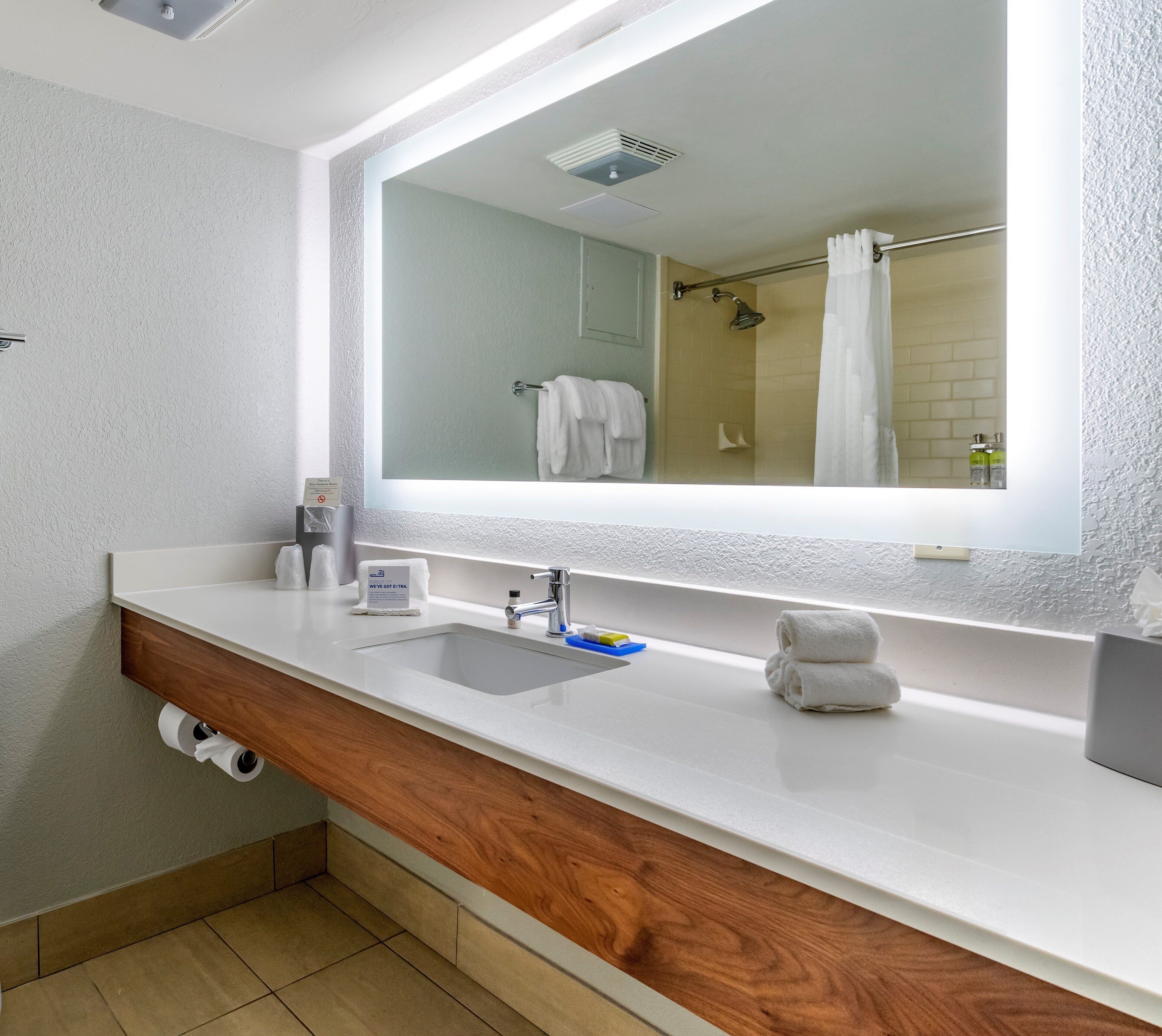 Photo - Holiday Inn Express Cape Coral-Fort Myers Area by IHG