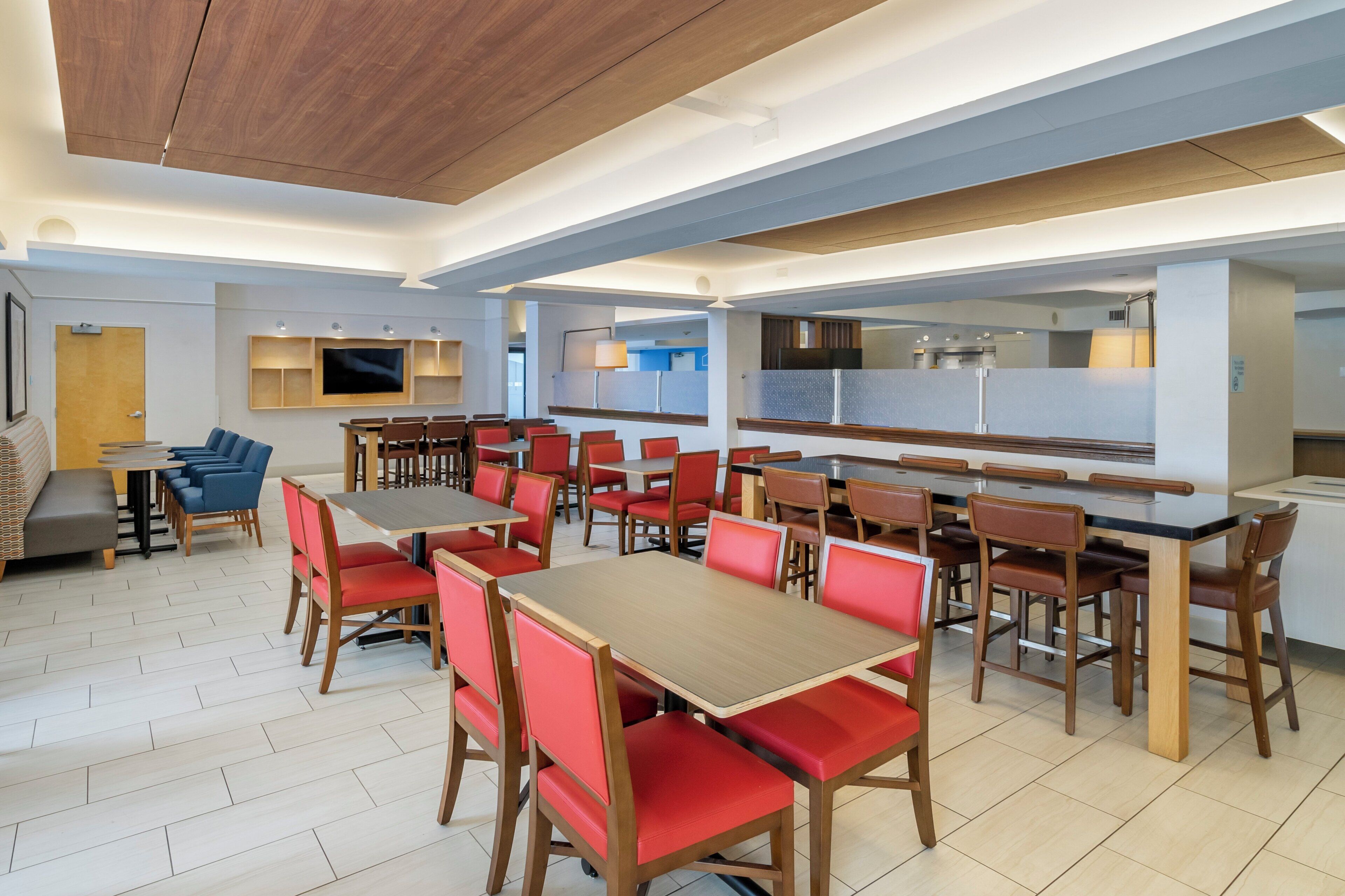 Free buffet breakfast