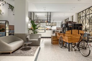 Daily buffet breakfast for a fee - NH City Centre Amsterdam (Amsterdam)