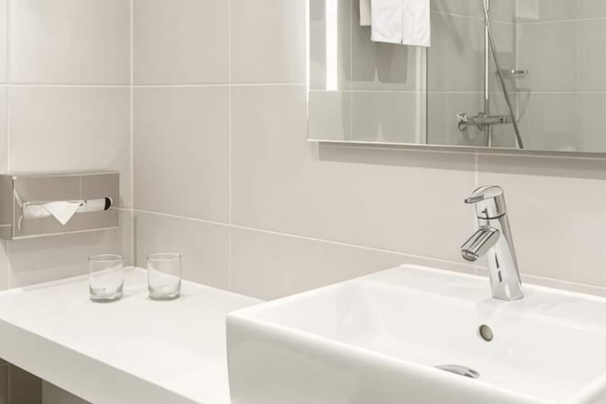 Ducha, cabezal de ducha tipo lluvia, artículos de tocador ecológicos