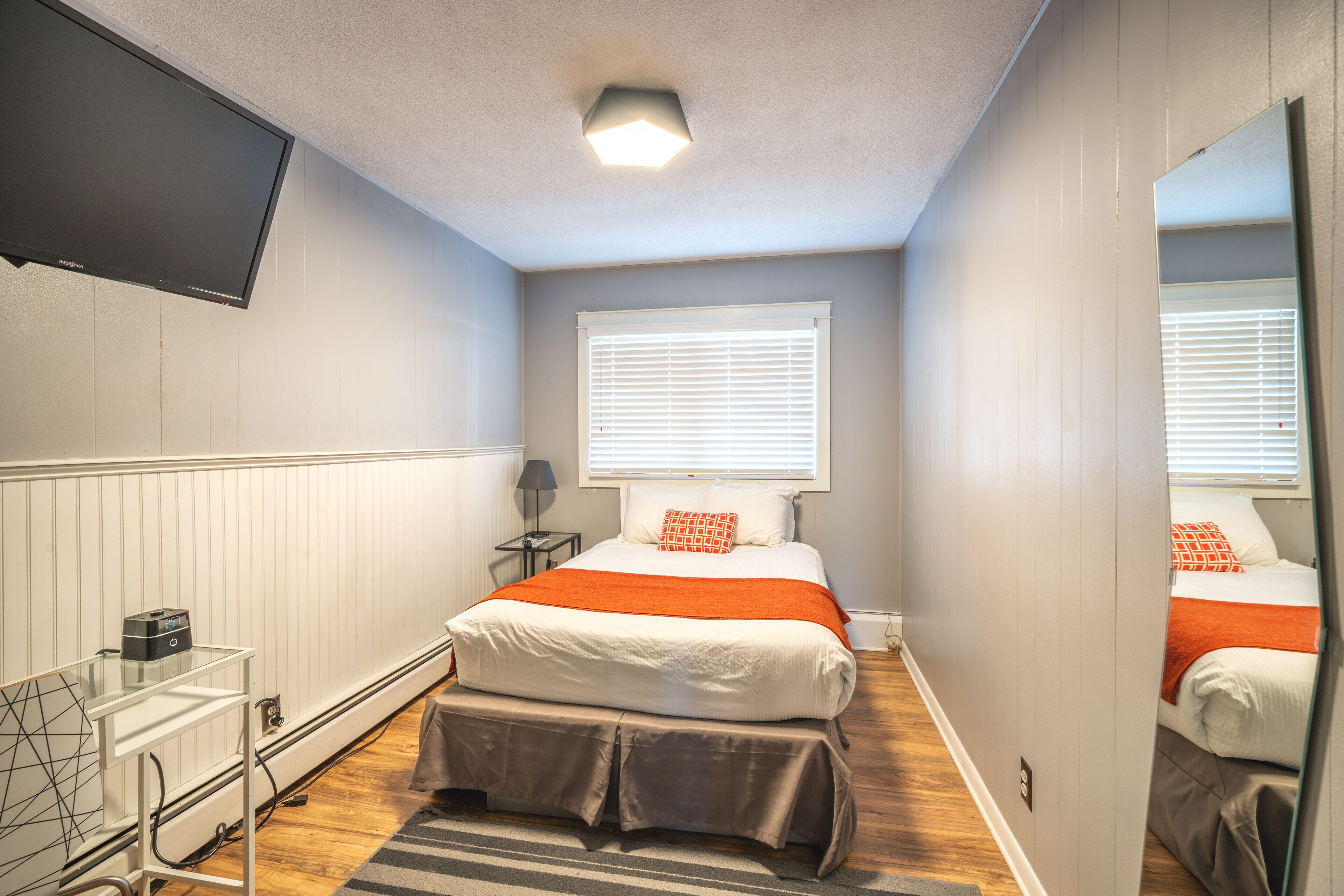 family suite, multiple bedrooms | premium bedding, iron/ironing board, free wifi, bed sheets