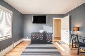 Suite familiale, plusieurs chambres | 3 chambres, literie de qualité, fer et planche à repasser