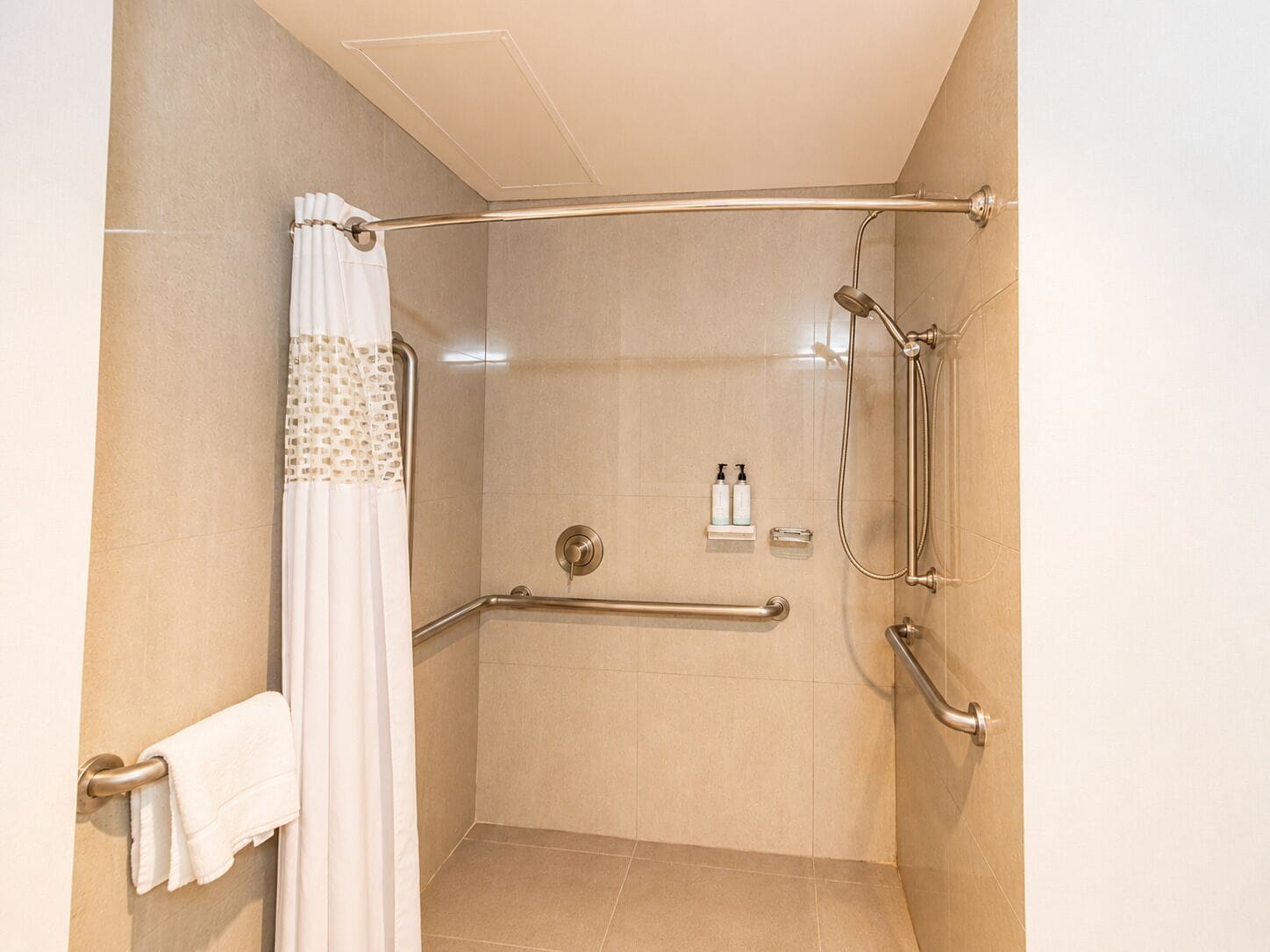 Foto - Hampton Inn by Hilton Monterrey-Airport