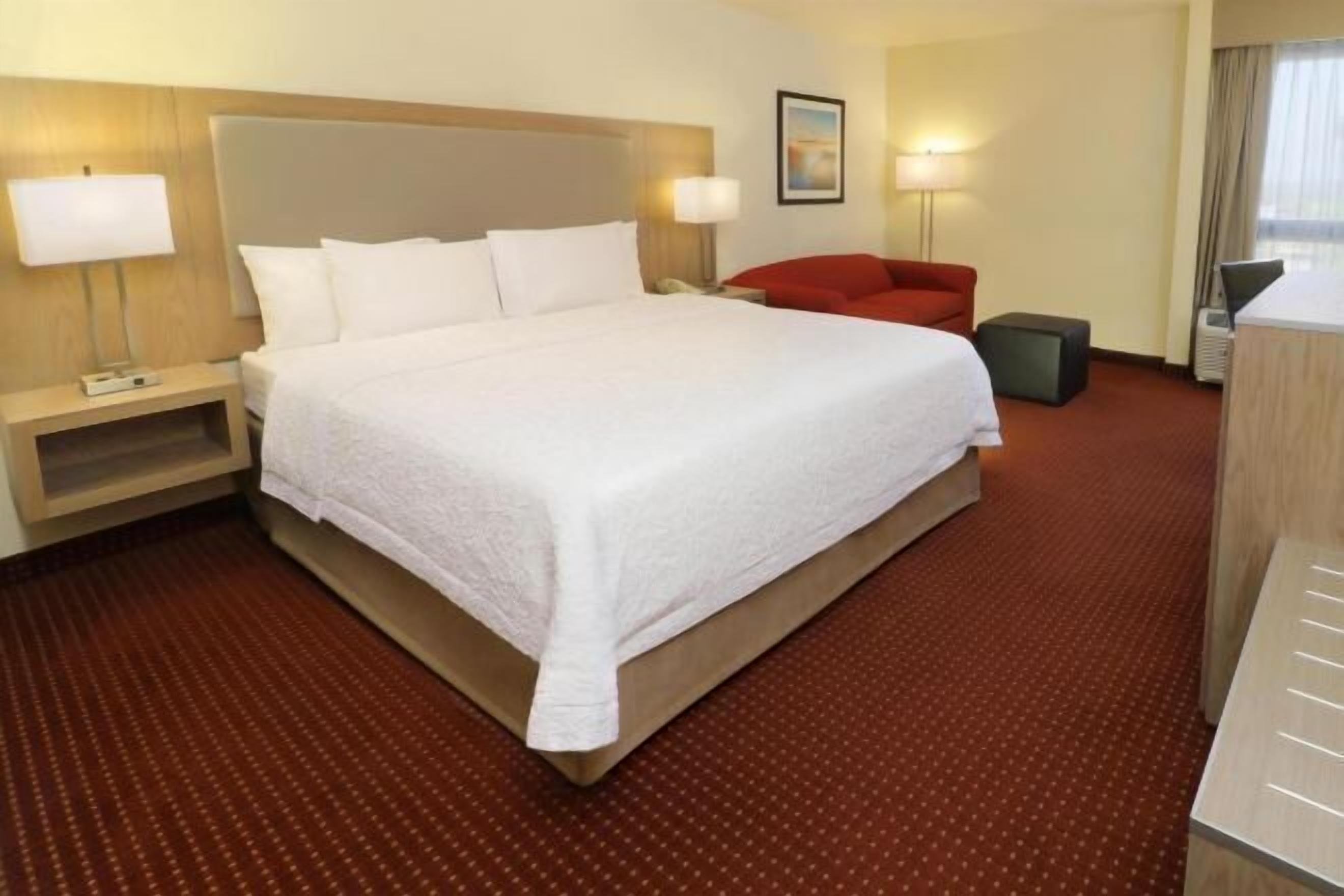 Premium bedding, minibar, iron/ironing board, free cribs/infant beds