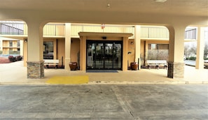 Façana frontal de l'allotjament