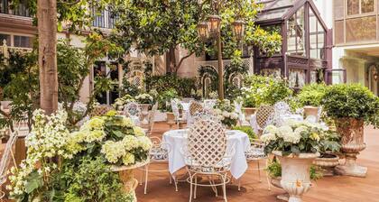 Renaissance Paris Nobel Tour Eiffel Hotel