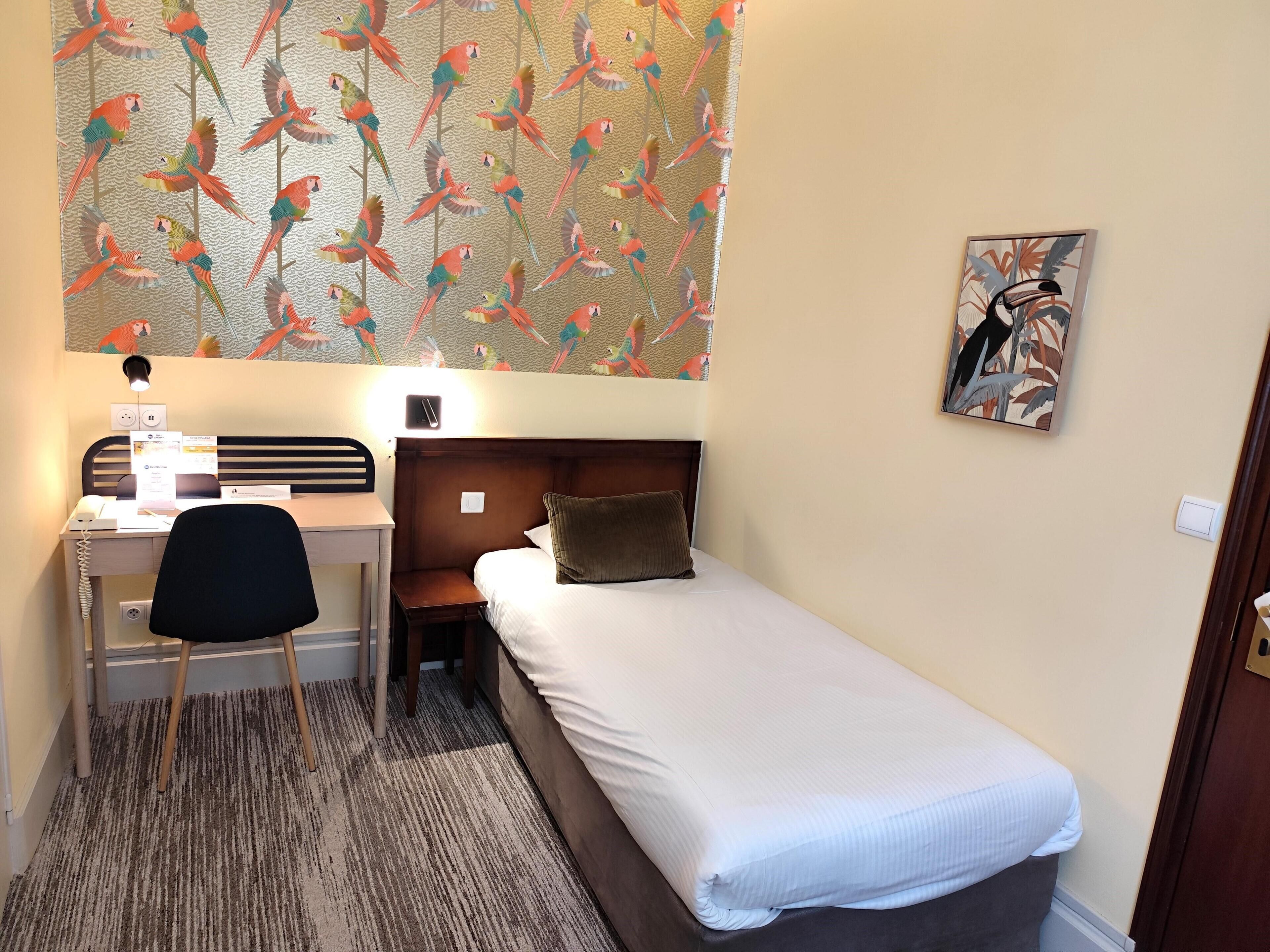 Standard Single Room, Non Smoking | Premium bedding, in-room safe, individually decorated