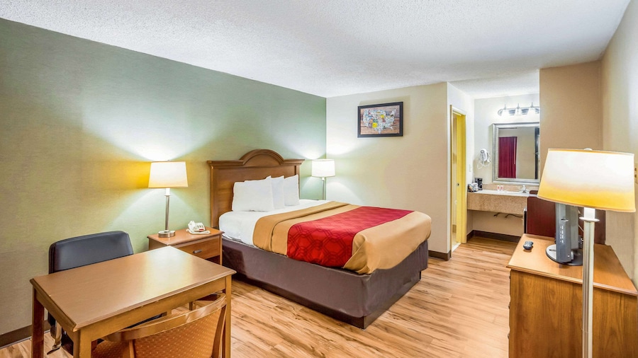Econo Lodge Huntington - Barboursville University Area