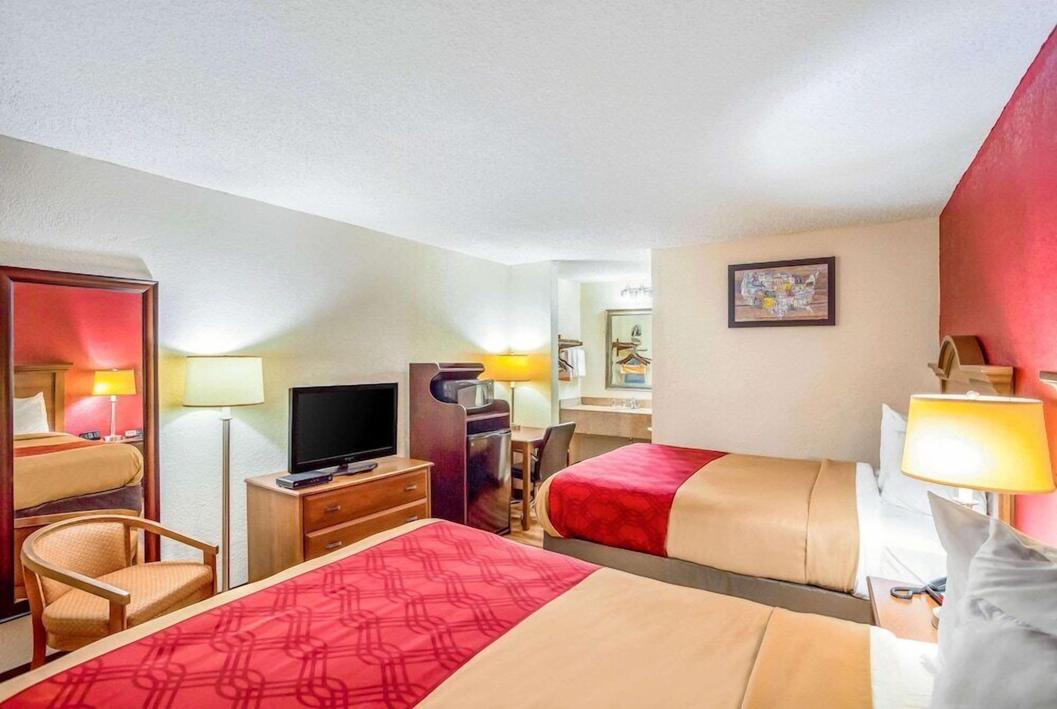 Ferros/tábuas de passar roupa, Wi-Fi de cortesia, roupa de cama