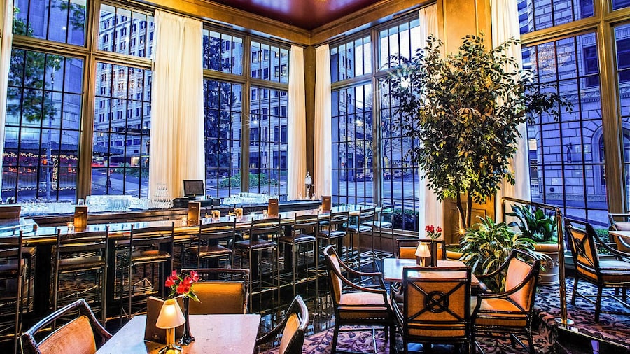 Mayflower Park Hotel