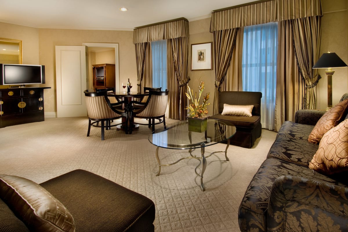 Executive-Suite, 1 Queen-Bett | Wohnzimmer