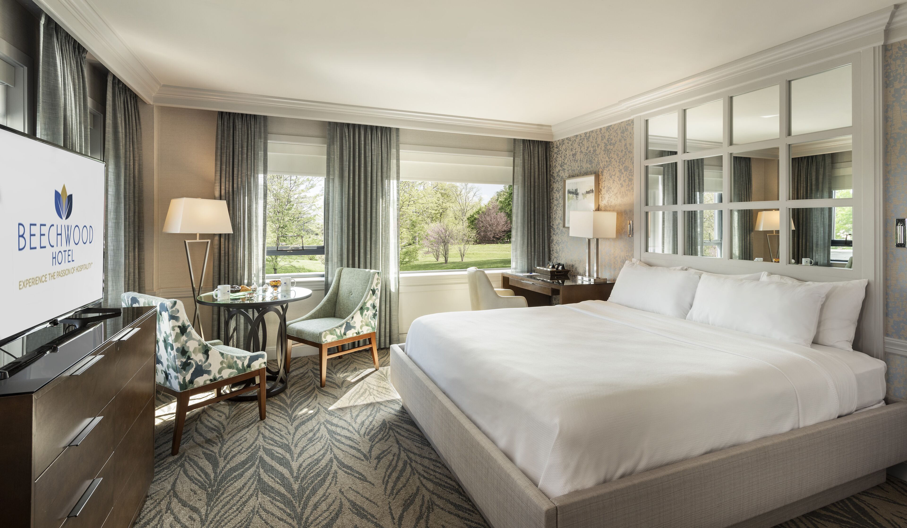 Standard-huone, 1 suuri parisänky | Ylelliset vuodevaatteet, pillowtop-patjalliset sängyt, työpöytä