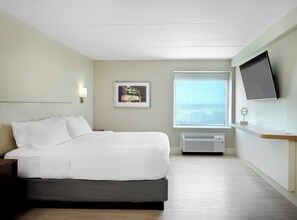 1 bedroom, premium bedding, pillowtop beds, in-room safe - Holiday Inn St Louis SW - Route 66 by IHG (St. Louis)