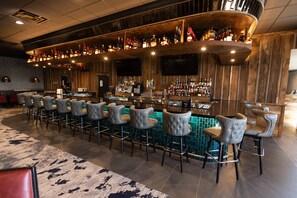 Bar (on property) - Holiday Inn St Louis SW - Route 66 by IHG (St. Louis)
