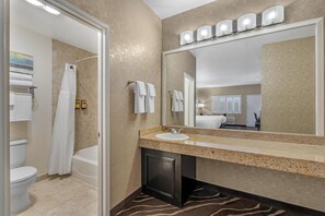 Standard Room, 2 Queen Beds, Non Smoking, Refrigerator & Microwave (Larger Room) | Bathroom | Free toiletries, hair dryer, towels