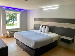 1 dormitorio, escritorio, tabla de planchar con plancha y wifi gratis