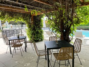Terrace/patio - ibis Nimes Ouest (Nîmes)