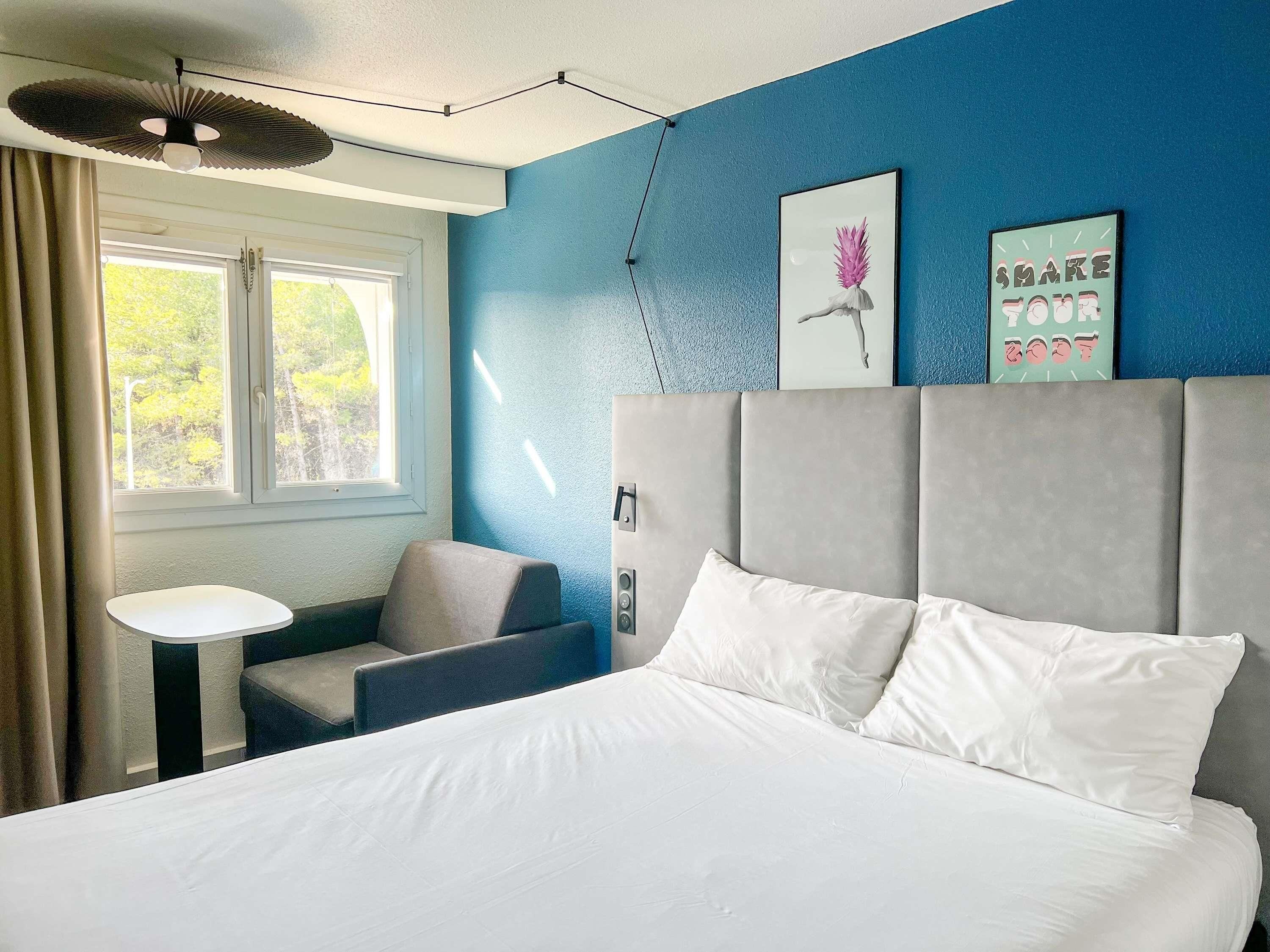 Standaard tweepersoonskamer (1 bed for children under 12 years old) | 1 slaapkamer, luxe beddengoed, een bureau, geluiddichte muren