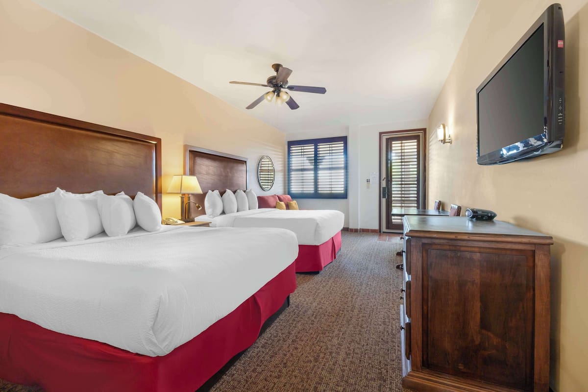 1 bedroom, in-room safe, desk, iron/ironing board