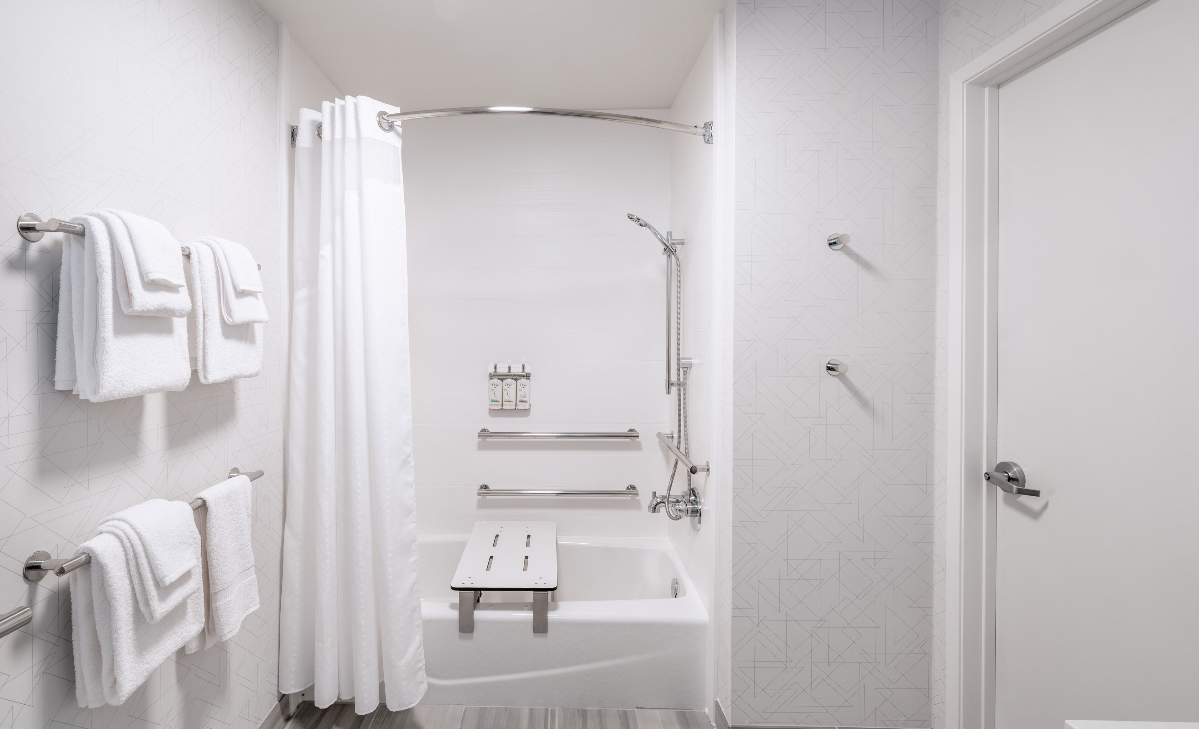 Photo - Holiday Inn Express La Mesa Near SDSU by IHG