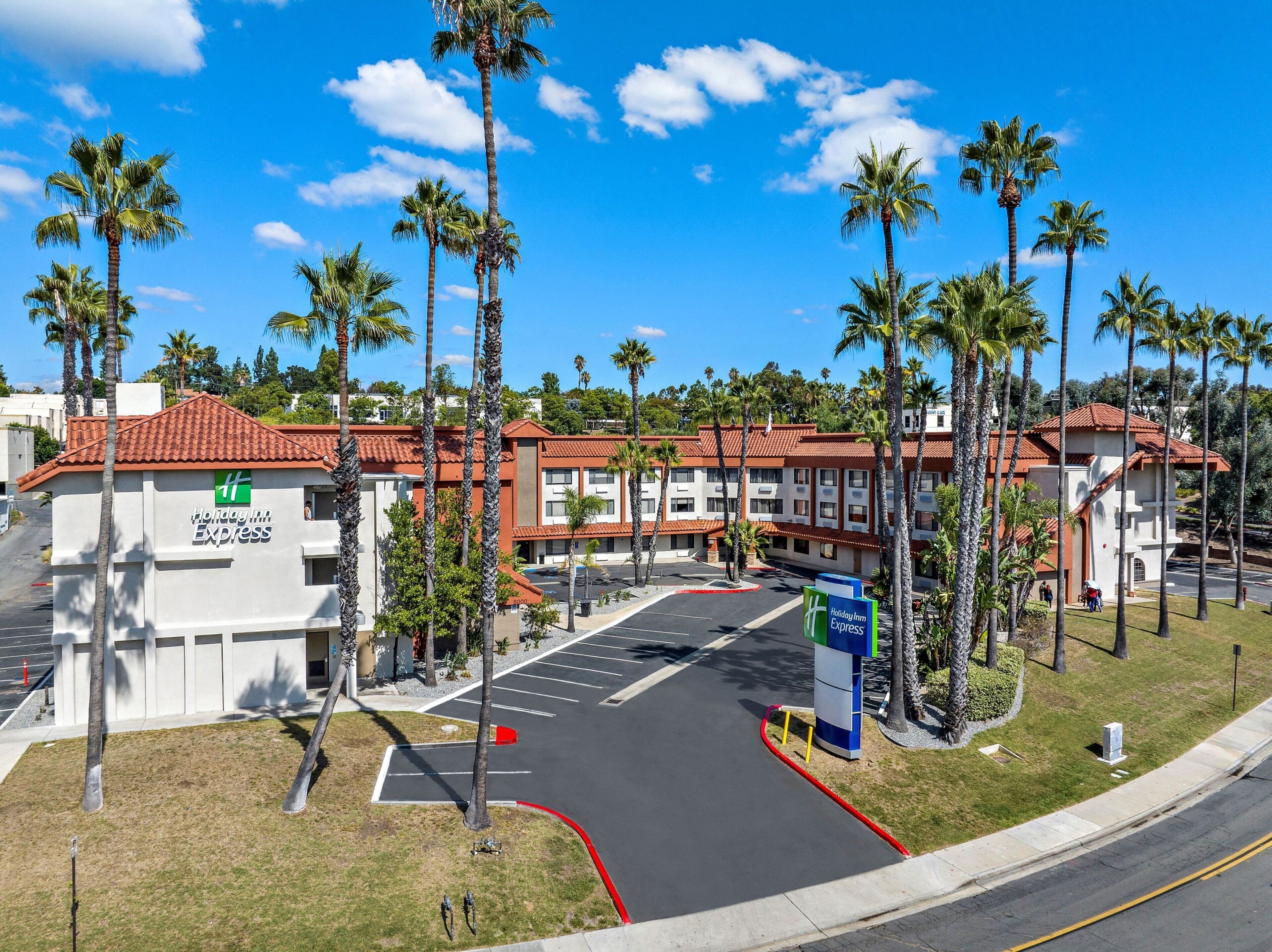 Photo - Holiday Inn Express La Mesa Near SDSU by IHG